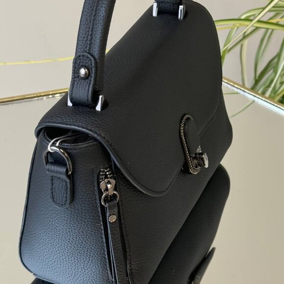 “Eleganza” — Leather Bag for a Modern Look - Picture 4 of 10